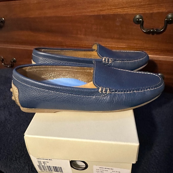 Like new blue leather Peter Millar Vare Pebble Grain Driving Loafer - Picture 6 of 7